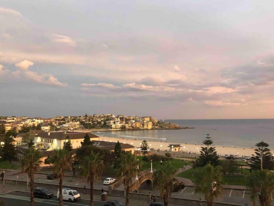 Bondi Beach Waves Beachfront Apartment Σίδνεϊ Εξωτερικό φωτογραφία